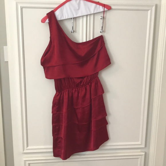 Burgundy one shoulder party dress - Picture 3 of 3